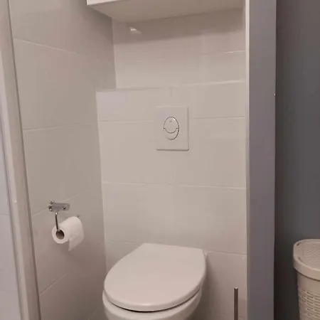 Apartment Le Jenny - 2 Lits - 4 Pers' - Parking - Streaming Metz