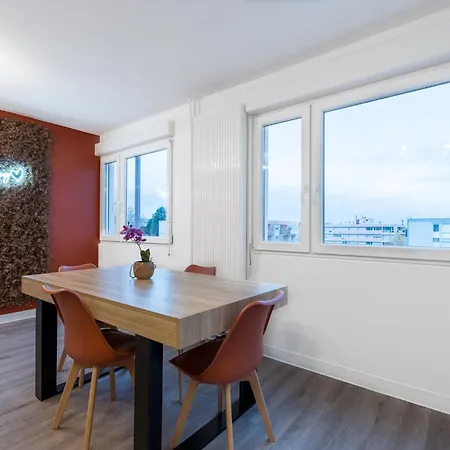 Апартаменты Le Jenny - 2 Lits - 4 Pers' - Parking - Streaming