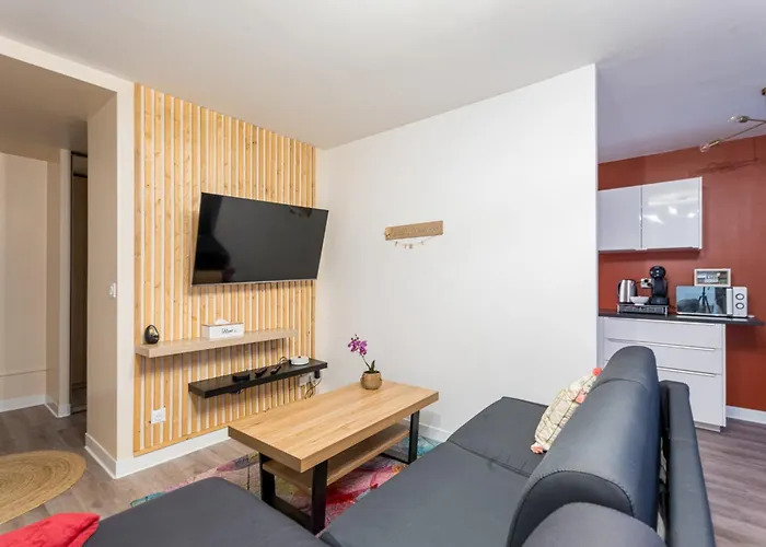 Apartment Le Jenny - 2 Lits - 4 Pers' - Parking - Streaming *